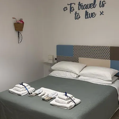 Ginevra Rooms-3